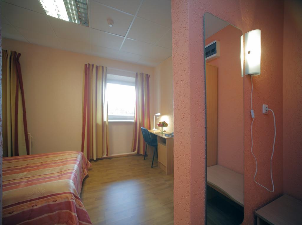 Rehe Hotel Тарту Екстер'єр фото