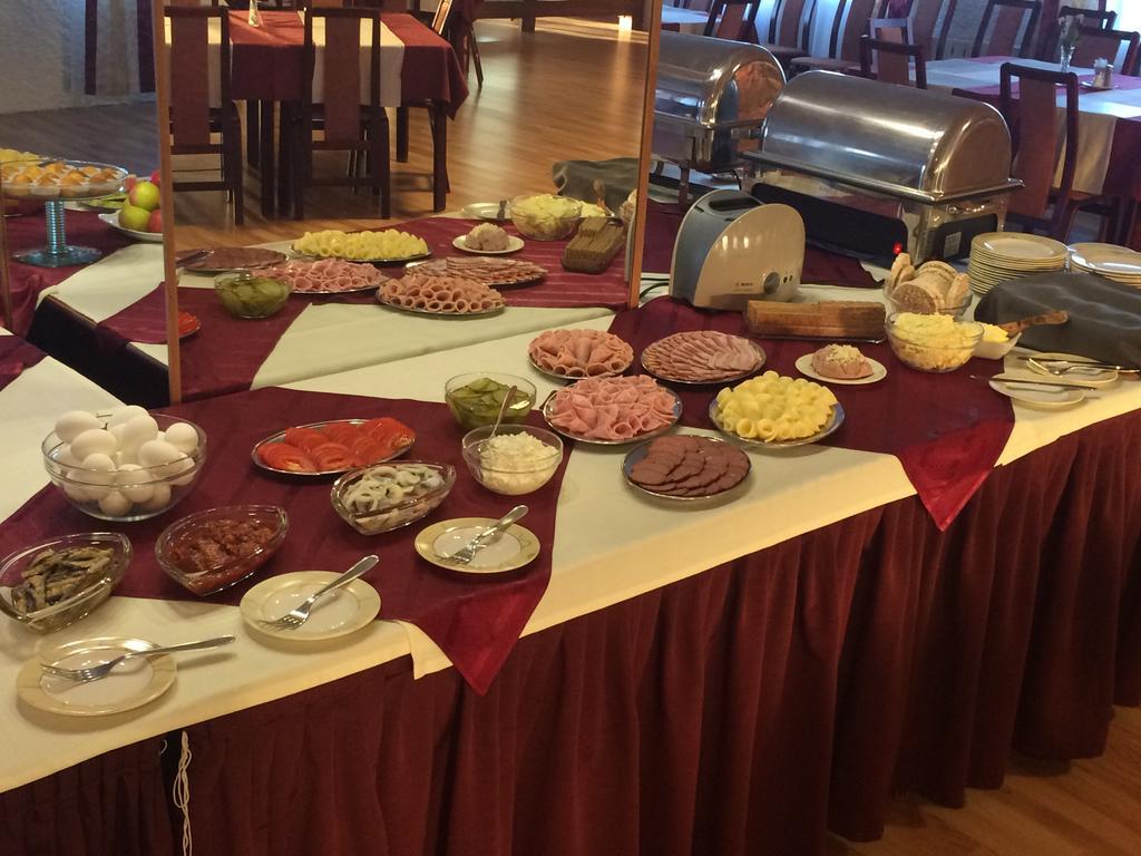 Rehe Hotel Тарту Екстер'єр фото